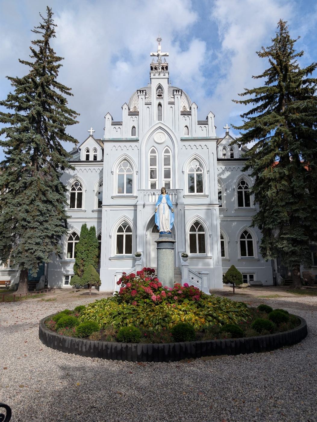Renowacja Świątyni Miłosierdzia i Miłości w Płocku